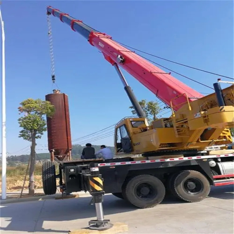 雁江专业吊车租赁多少钱