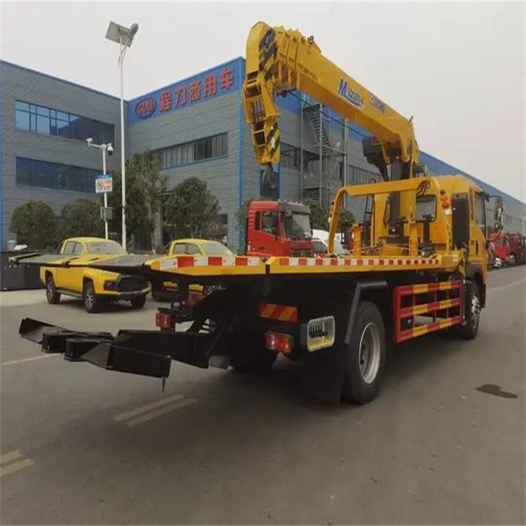 雁江附近小随车吊出租电话，轻松解决搬运烦恼