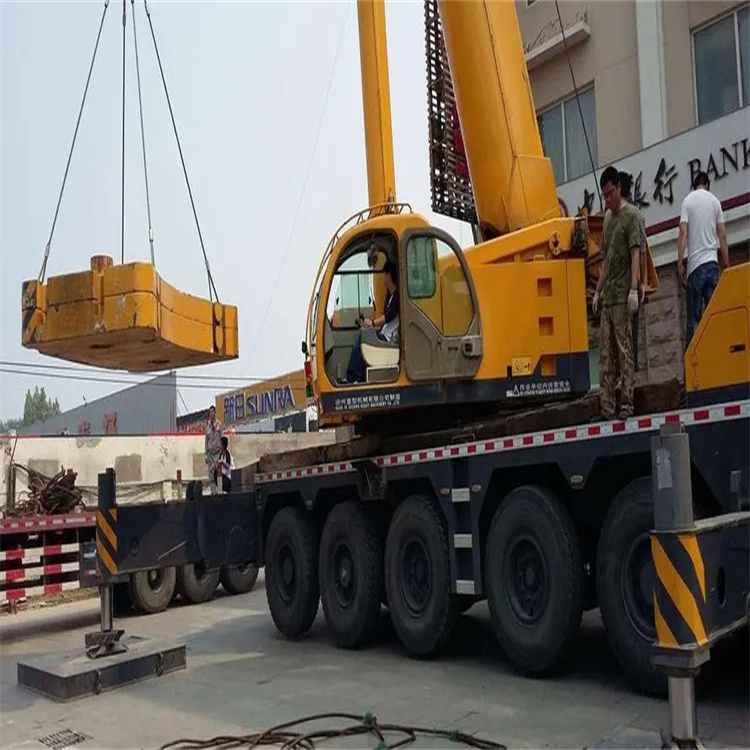 雁江吊车怎么吊玻璃